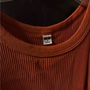 Uniqlo Rust Ribbed Knit Crop Top